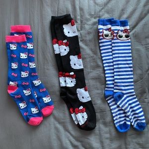 Set of 3 pairs of Hello Kitty socks